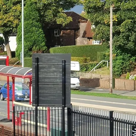 -f10gh- For Relaxed And Cosy Stay, Free Parking, Wifi Apartament Leeds (West Yorkshire)