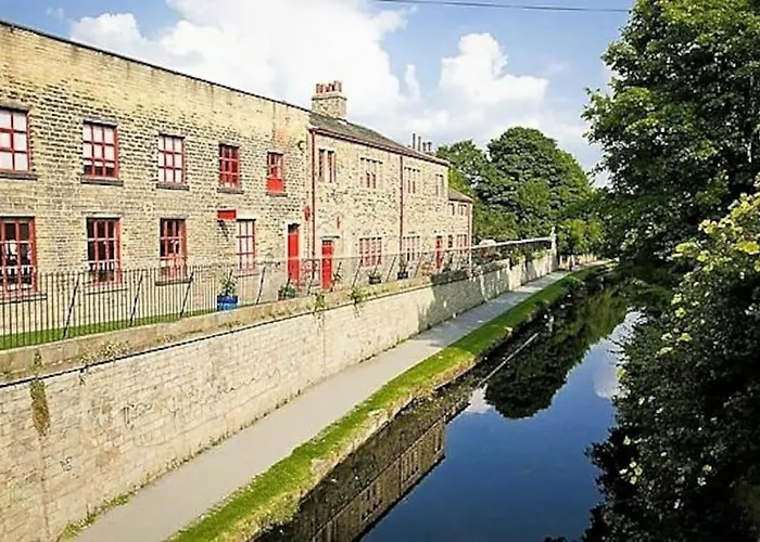 -f10gh- For Relaxed And Cosy Stay, Free Parking, Wifi * Leeds (West Yorkshire)