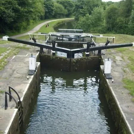 -f10gh- For Relaxed And Cosy Stay, Free Parking, Wifi 公寓 *